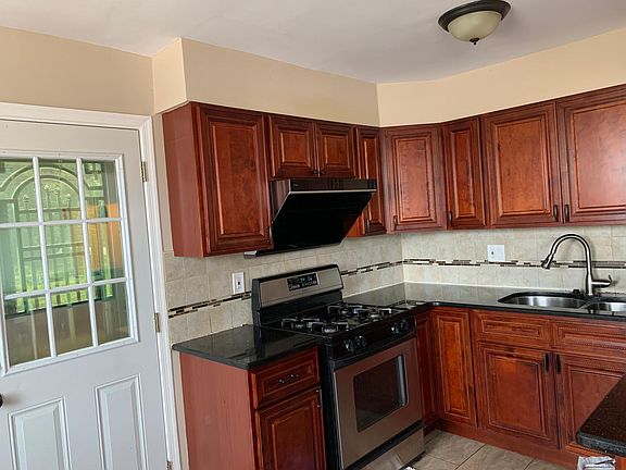 5th image of 2327 Shelmire Ave