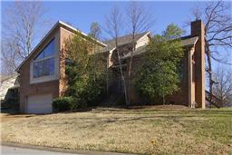 1st image of 655 Harpeth Trace Dr