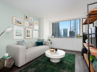 520 W 43rd St APT 33H, New York, NY 10036