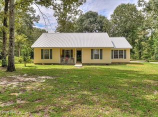 2059 Deerwood Cir, Stapleton, GA 30823
