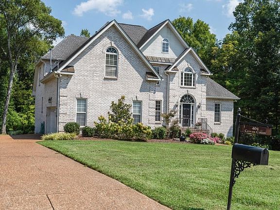 2nd image of 404 Cowan Ct