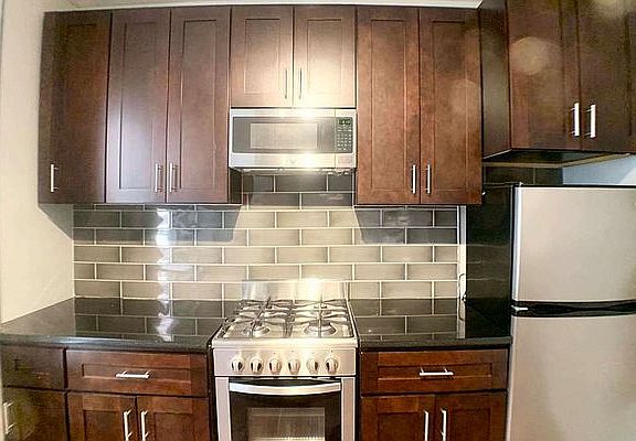 2nd image of 1 Convent Ave APT 3