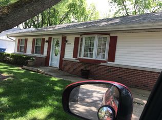 3207 Sylvan Dr, Champaign, IL 61821