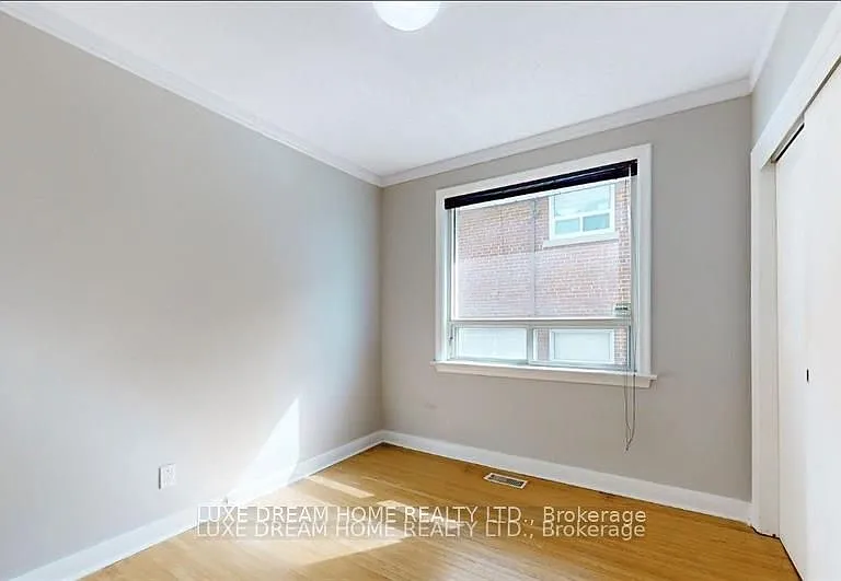 16 Perivale Cres — Photo 20