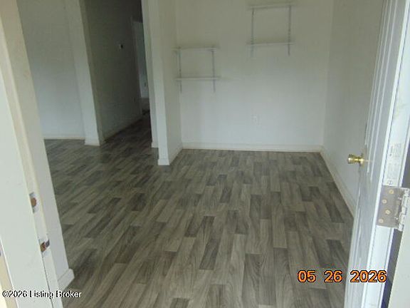 3rd image of 3229 Hale Ave