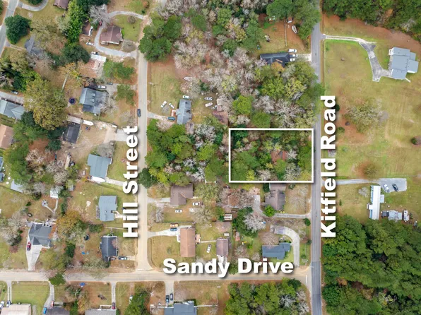 135 Kitfield Rd, Moncks Corner, SC 29461