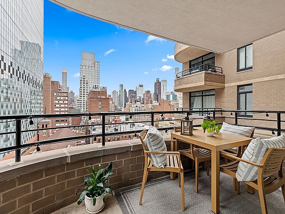 5th image of 400 E 70th St APT 1108