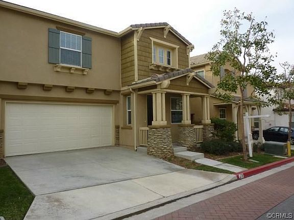 3rd image of 426 Sonora Cir