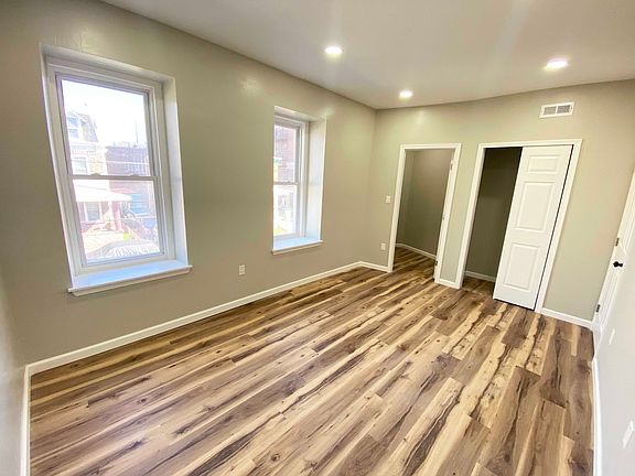 4th image of 1426 W Rockland St Floor 2