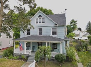 39 Franklin St, Enfield, CT 06082