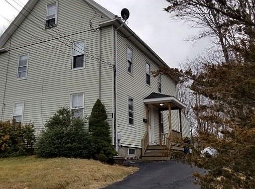1st image of 19 Pine St #19