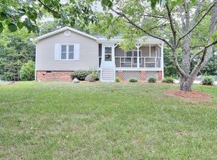 3715 Wonderland Dr, Matthews, NC 28104