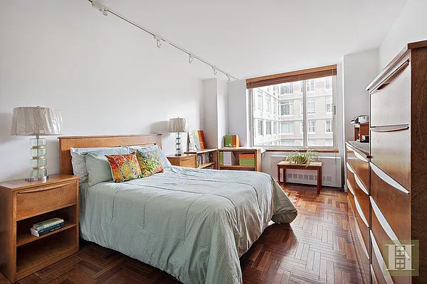 Sold by Halstead Real Estate | media 3