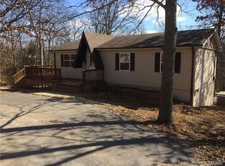 3088 Carron Rd, Festus, MO 63028