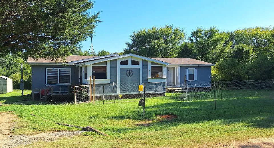 292 Family Acres Dr