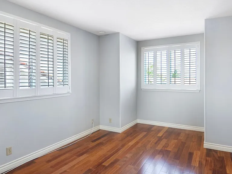 24241 Tama Ln — Photo 20