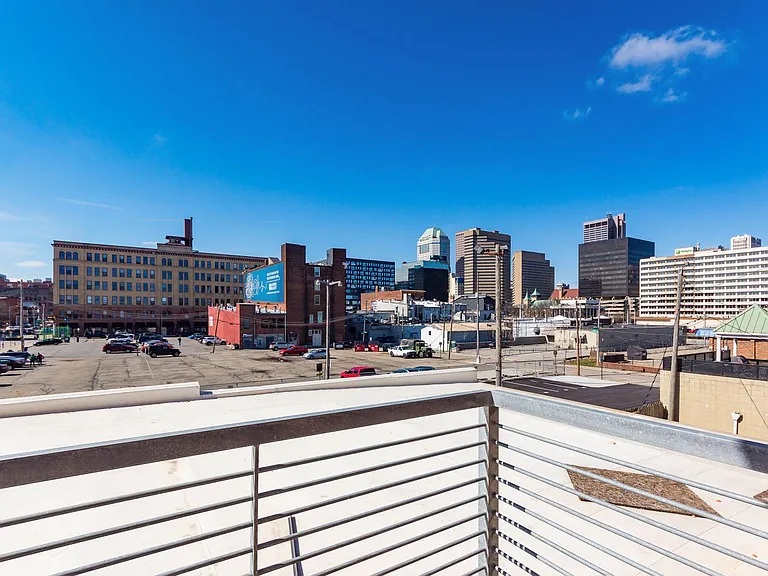 218 E Main St #2-F — Photo 7