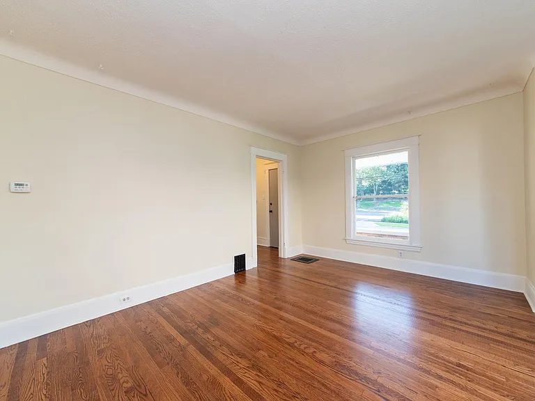 1007 Sherman St SE — Photo 13
