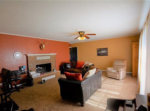 4th image of 3572 County Road 2800