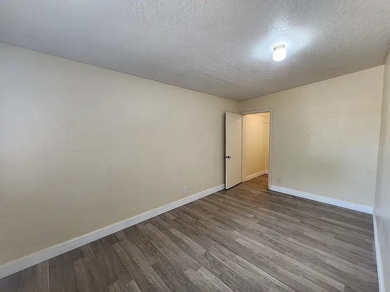 1143A Gatewood Ave SW — Photo 6