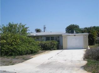 2532 Palmarita Rd, West Palm Beach, FL 33406