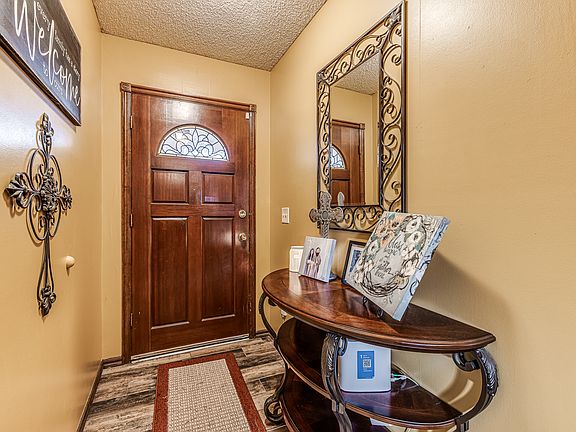 4th image of 6204 SE 56th St