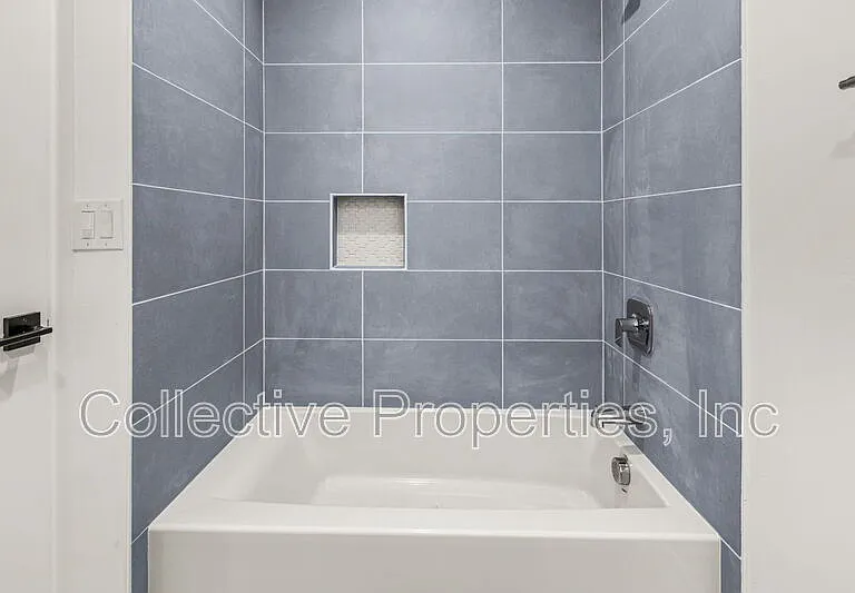 1509 Galveston St #202 — Photo 12