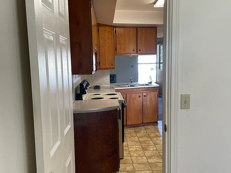 4203 S 3rd St — Photo 13