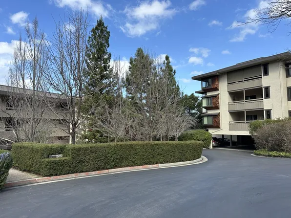 1280 Sharon Park Dr APT 32, Menlo Park, CA 94025