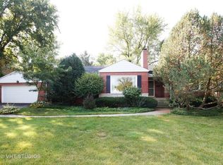 415 Ruby St, Clarendon Hills, IL 60514