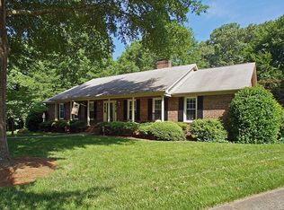 180 Heatherton Way, Winston Salem, NC 27104