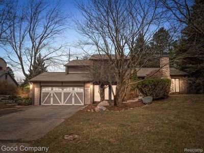 2520 Meadowview Ct, Rochester Hills, MI, 48306