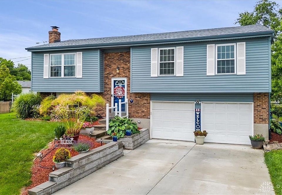 1st image of 255 Clareknoll Ct