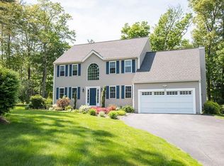 88 Kennedy Cir, Northbridge, MA 01534
