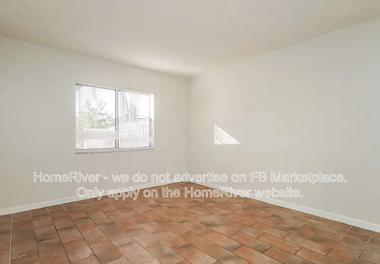 153 Chicago Woods Cir — Photo 11