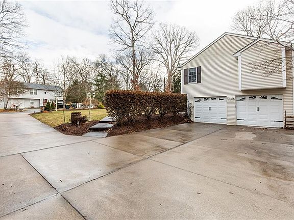 5th image of 46 Elmgrove Ave
