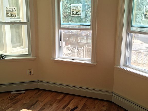 4th image of 9437 115th St