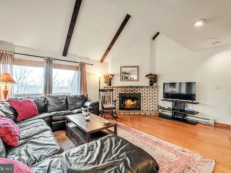 31 Middle Village Way — Photo 17