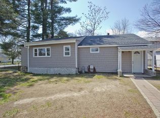 36 Fisher St, Springfield, MA 01109