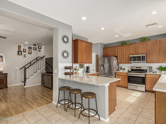 5th image of 7059 S Parsnip Ln