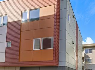 12526 15th Avenue NE #D, Seattle, WA