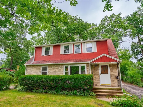 415 Falcon Cir, Monona, WI 53716