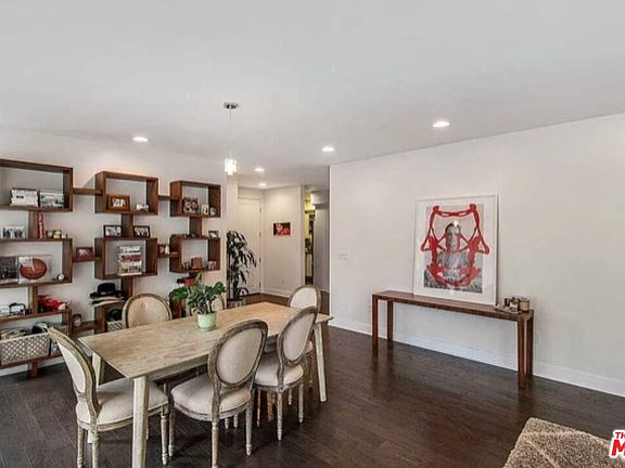 5th image of 817 N Alfred St APT 201