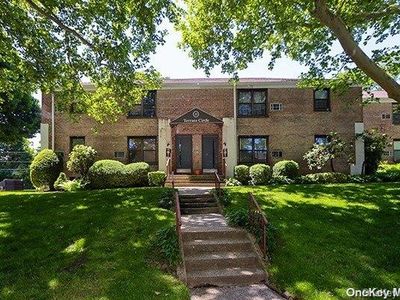 22 Terrace Circle #1C, Great Neck, NY, 11021