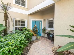 6355 Lexington Ct APT 102, Naples, FL 34110
