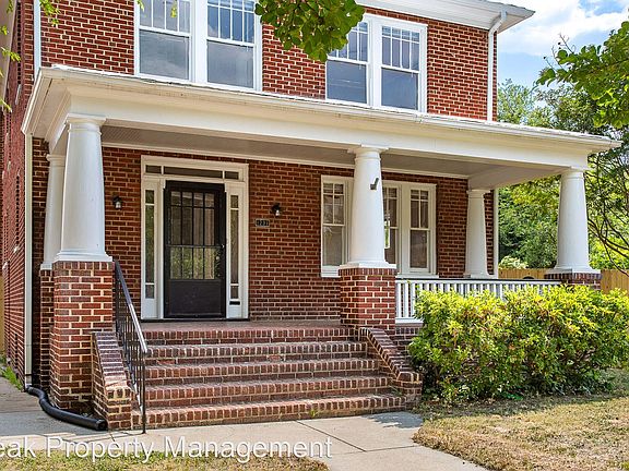 3rd image of 1231 Dubois Ave