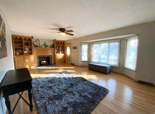 3121 E Alpine Dr, Springfield, MO 65804