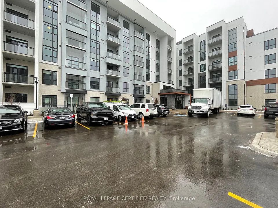 470 Gordon Krantz Ave #521