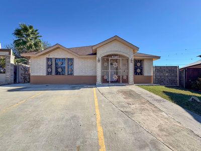 729 Bougainvillea St, Laredo, TX, 78046