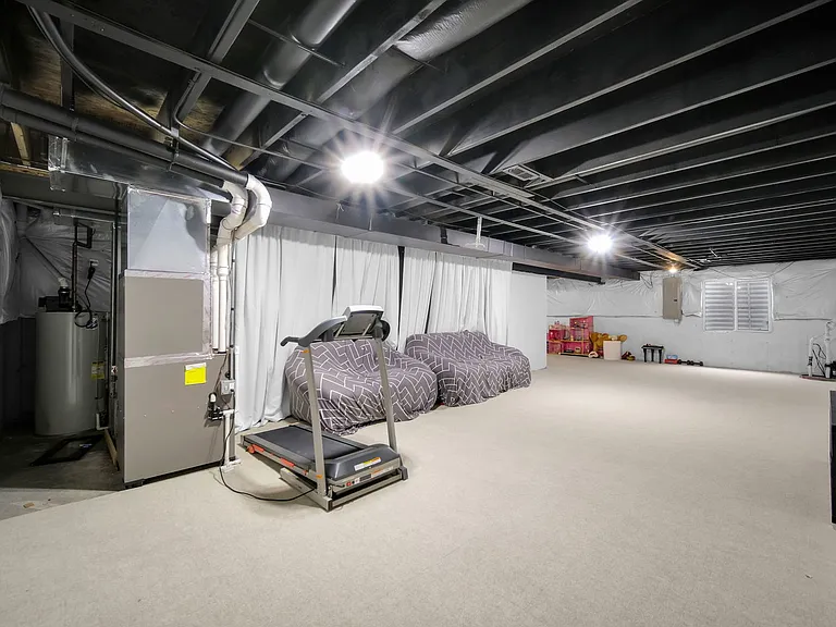 4255 Fraser Cir — Photo 31